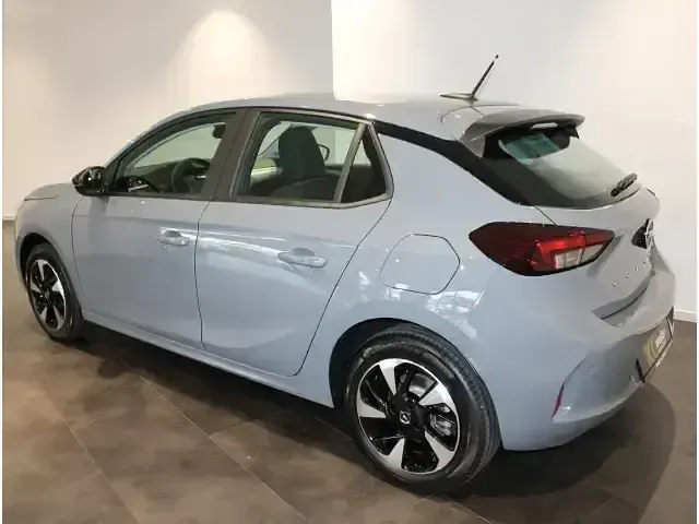 Usata Opel Corsa-e 73 kW (100 CV) 2023 Grigio Utilitaria