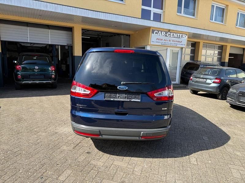 Gebraucht Ford Galaxy Ghia 140 PS (102 kW) 2007 Atlantikblau metallic Van / Kleinbus