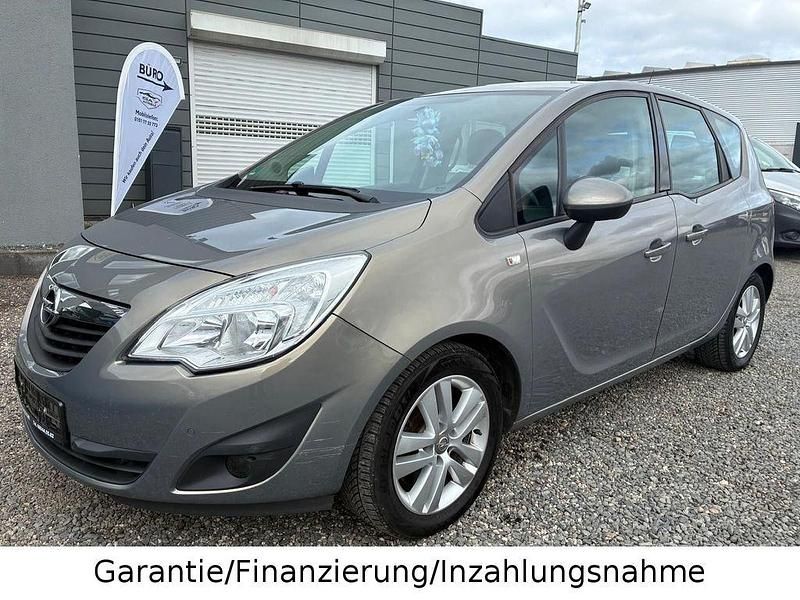 Gebraucht Opel Meriva Edition 110 PS (80 kW) 2011 Braun Van / Kleinbus