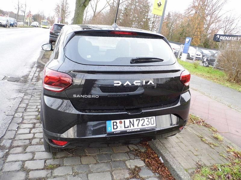 Gebraucht Dacia Sandero Expression 91 PS (66 kW) 2025 Schwarz Limousine