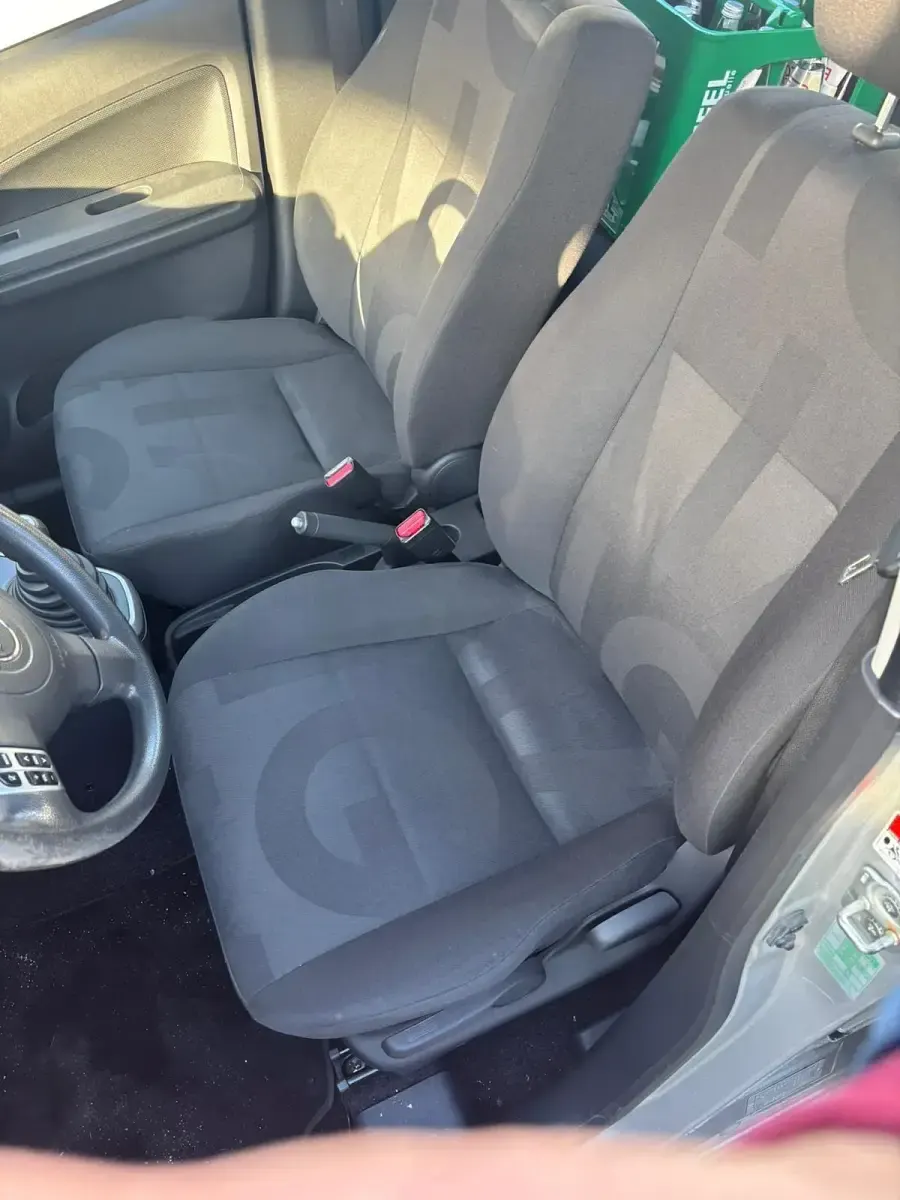 Second-hand Opel Agila 86 CP (63 kW) 2009 Argintiu Hatchback