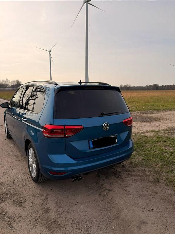 Gebraucht VW Touran Highline 179 PS (131 kW) 2018 Blau Van / Kleinbus