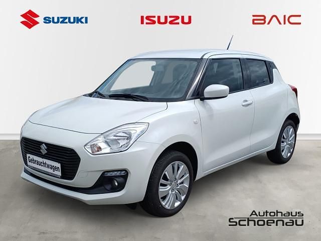Weiß Gebraucht 2018 Suzuki Swift Comfort Kleinwagen | 14.490 € (Fairer Preis) - Bild 1/4