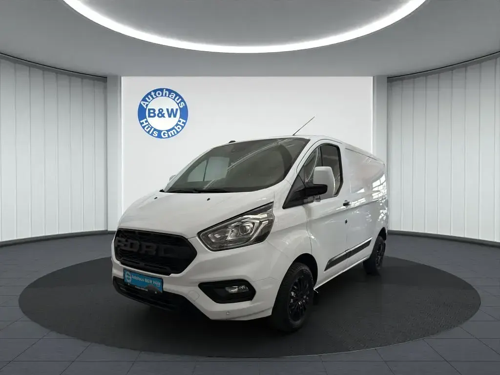 Gebraucht Ford Transit Custom Trend 131 PS (96 kW) 2022 Weiß Van / Kleinbus