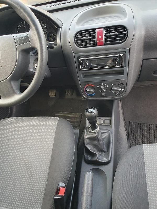 Gebraucht Opel Combo 94 PS (69 kW) 2006 Weiß Van / Kleinbus