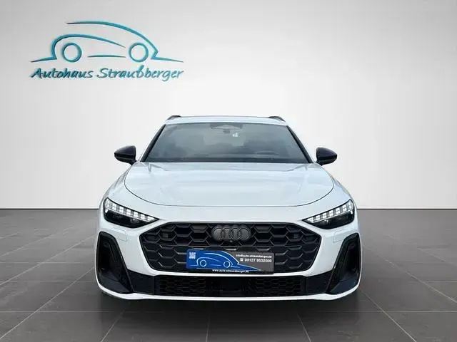 Gebraucht Audi A5 S-line plus 204 PS (150 kW) 2025 Weiß Kombi