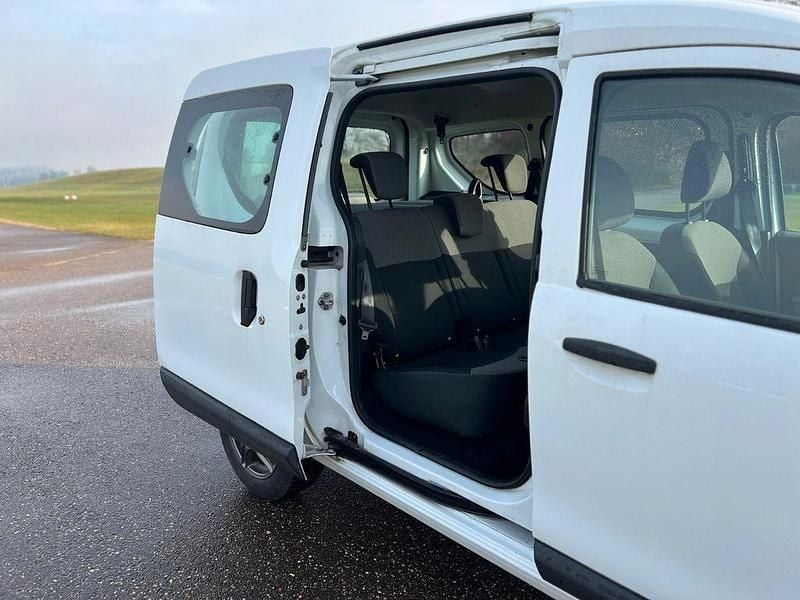 Gebraucht Dacia Dokker 116 PS (85 kW) 2013 Weiß Van / Kleinbus