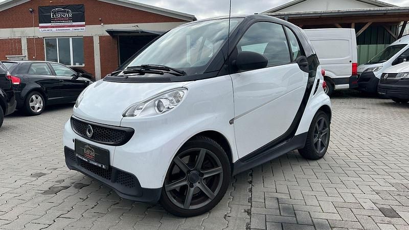 Weiß Gebraucht 2012 Smart ForTwo Coupé Coupé | 4.199 € (Guter Preis) - Bild 1/4