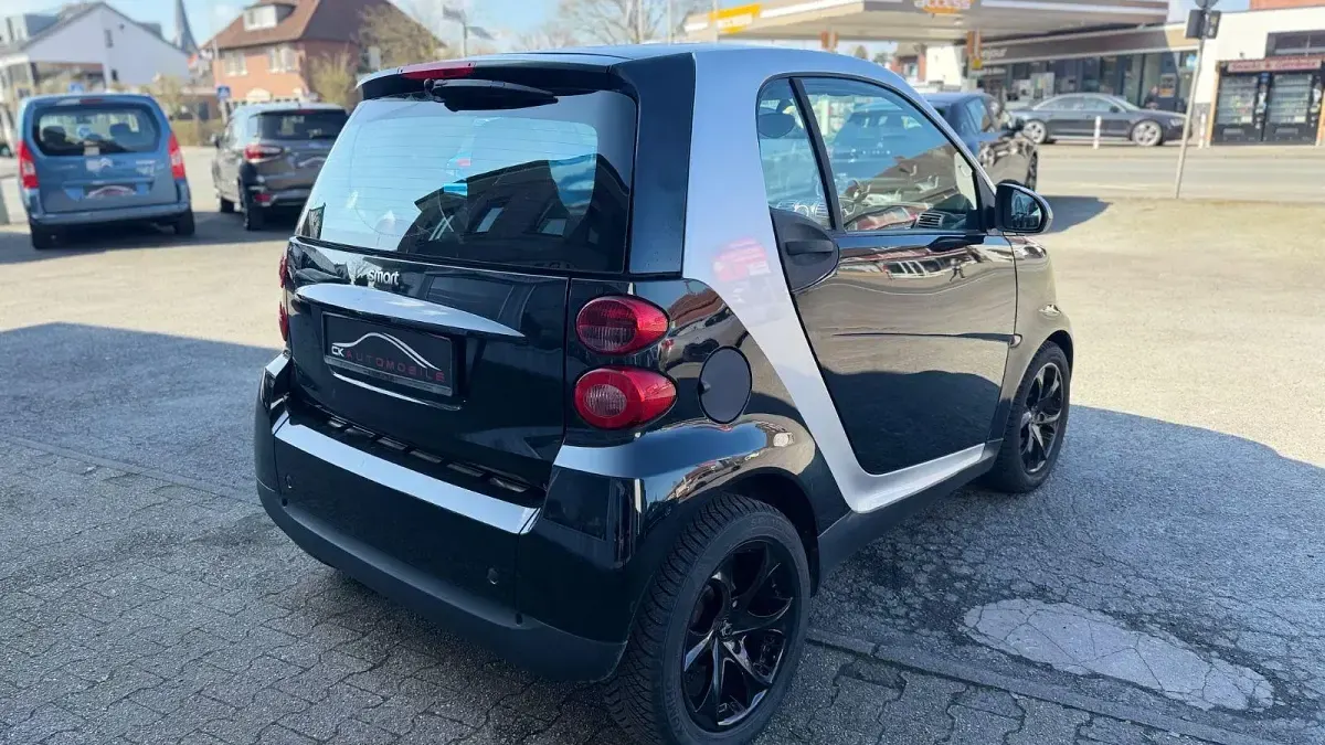 Gebraucht Smart ForTwo Coupé Basis 71 PS (52 kW) 2008 Silber Coupé