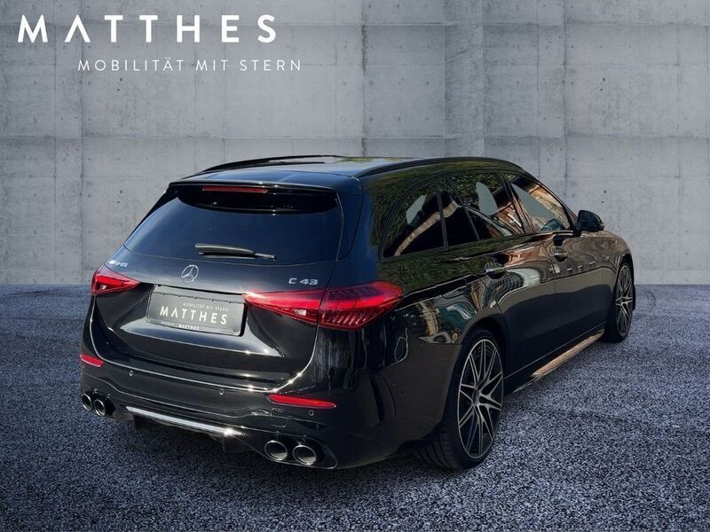 Gebraucht Mercedes C43 AMG AMG 408 PS (300 kW) 2024 Obsidianschwarz metalliclack (metallic) Kombi