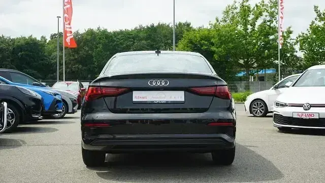 Gebraucht Audi A3 Advanced 150 PS (110 kW) 2021 Schwarz metallic Limousine