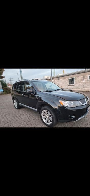 Gebraucht Mitsubishi Outlander Instyle 156 PS (114 kW) 2008 Schwarz SUV