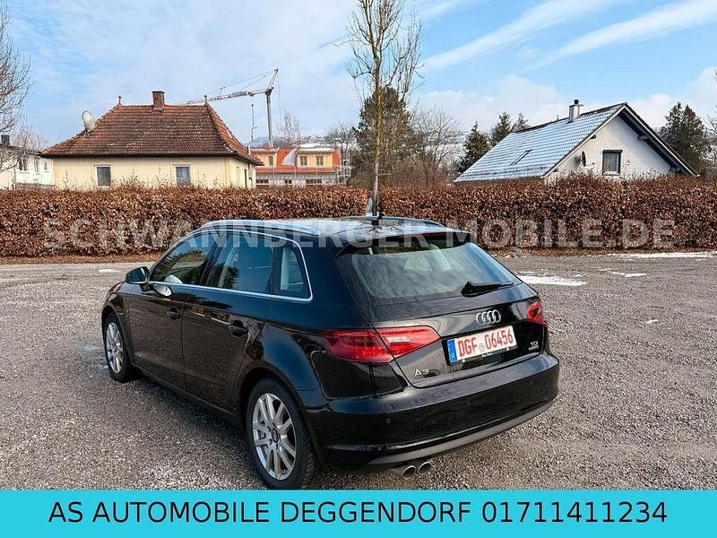 Gebraucht Audi A3 Ambiente 150 PS (110 kW) 2016 Schwarz Limousine