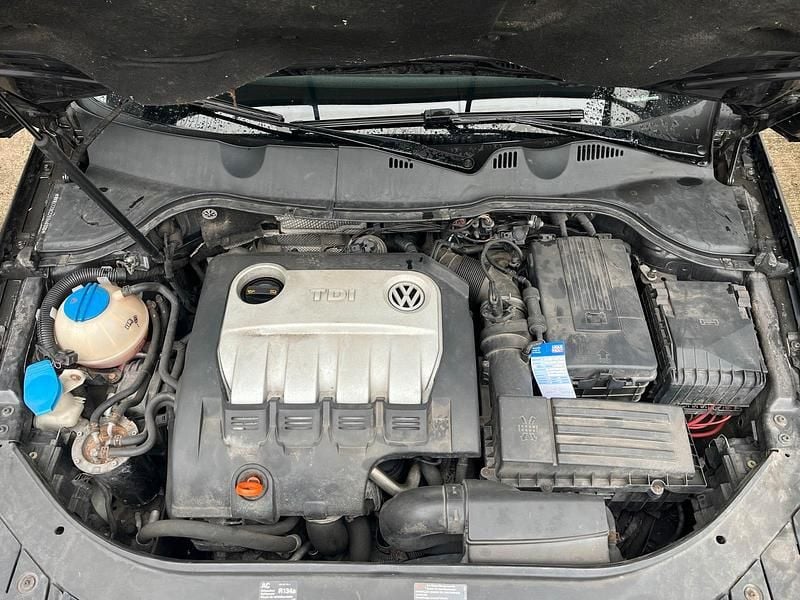 Gebraucht VW Passat 170 PS (125 kW) 2006 Schwarz Kombi