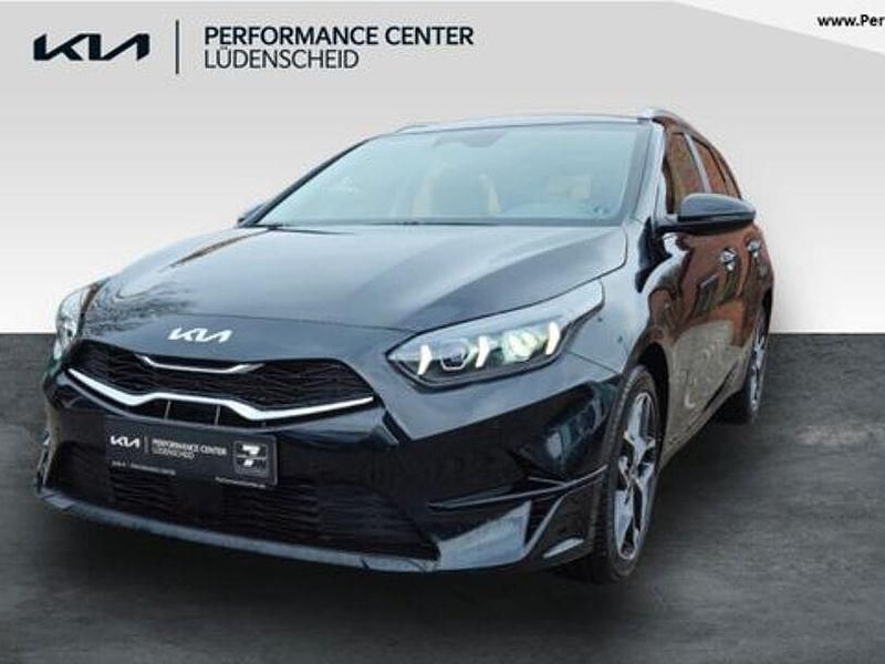 Andere Neu 2025 Kia Ceed Limousine | 27.490 € (Etwas zu teuer) - Bild 1/4