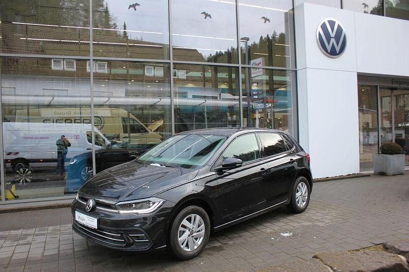 Gebraucht VW Polo Style 95 PS (69 kW) 2022 Schwarz Kleinwagen