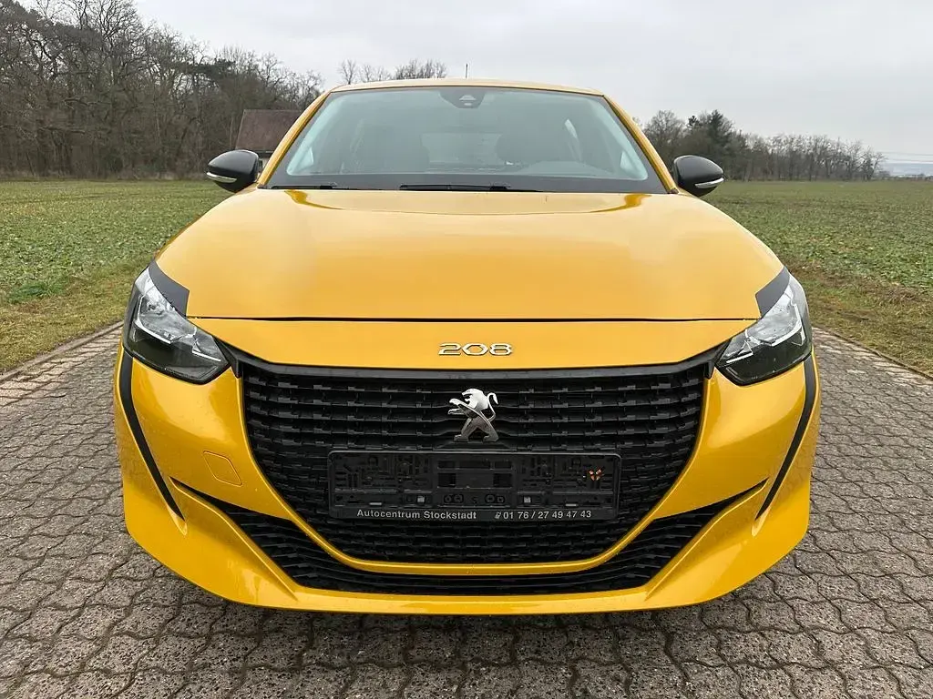 Gebraucht Peugeot 208 75 PS (55 kW) 2022 Gelb Kleinwagen