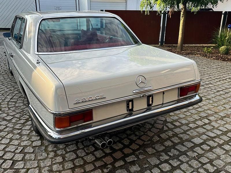 Gebraucht Mercedes 280 185 PS (136 kW) 1973 Weiß