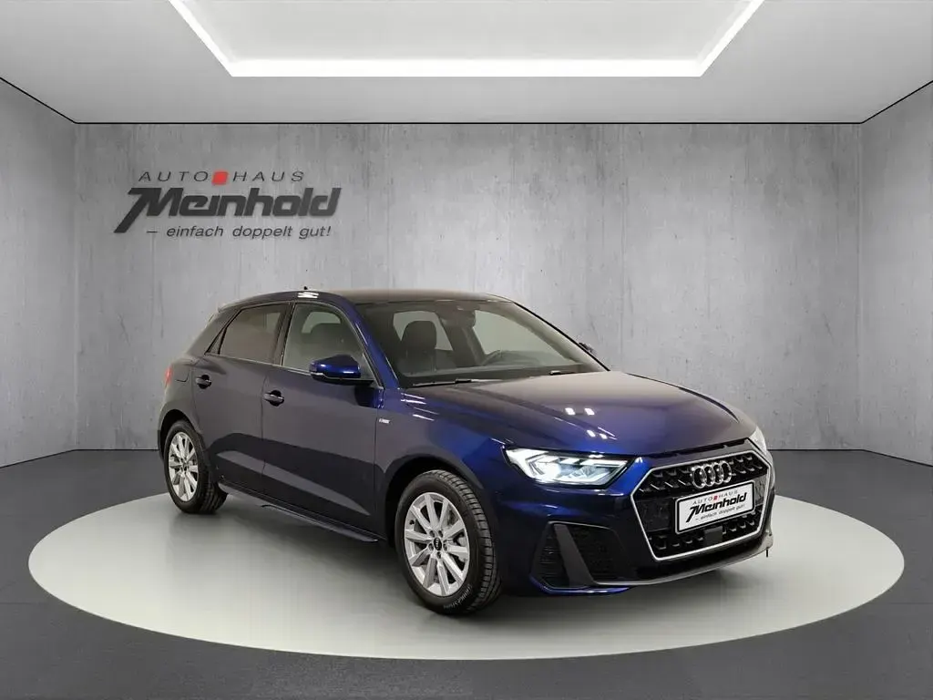 Gebraucht Audi A1 Sportback S-Line 116 PS (85 kW) 2025 Navarrablau metallic Kleinwagen