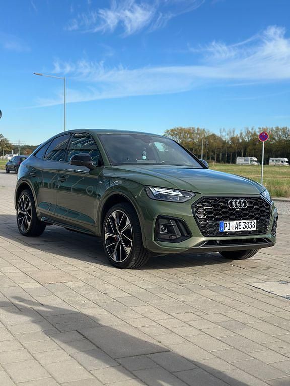 Grün Gebraucht 2022 Audi Q5 S-Line SUV | 41.499 € (Etwas zu teuer) - Bild 1/4