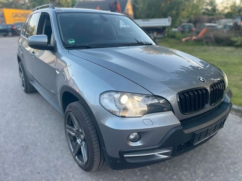 Grau Gebraucht 2007 BMW X5 SUV | 8.699 € (Guter Preis) - Bild 1/4