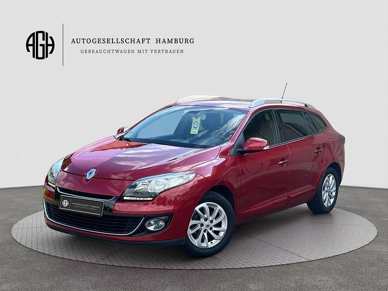 Gebraucht Renault Mégane III Dynamique 116 PS (85 kW) 2012 Rot Limousine