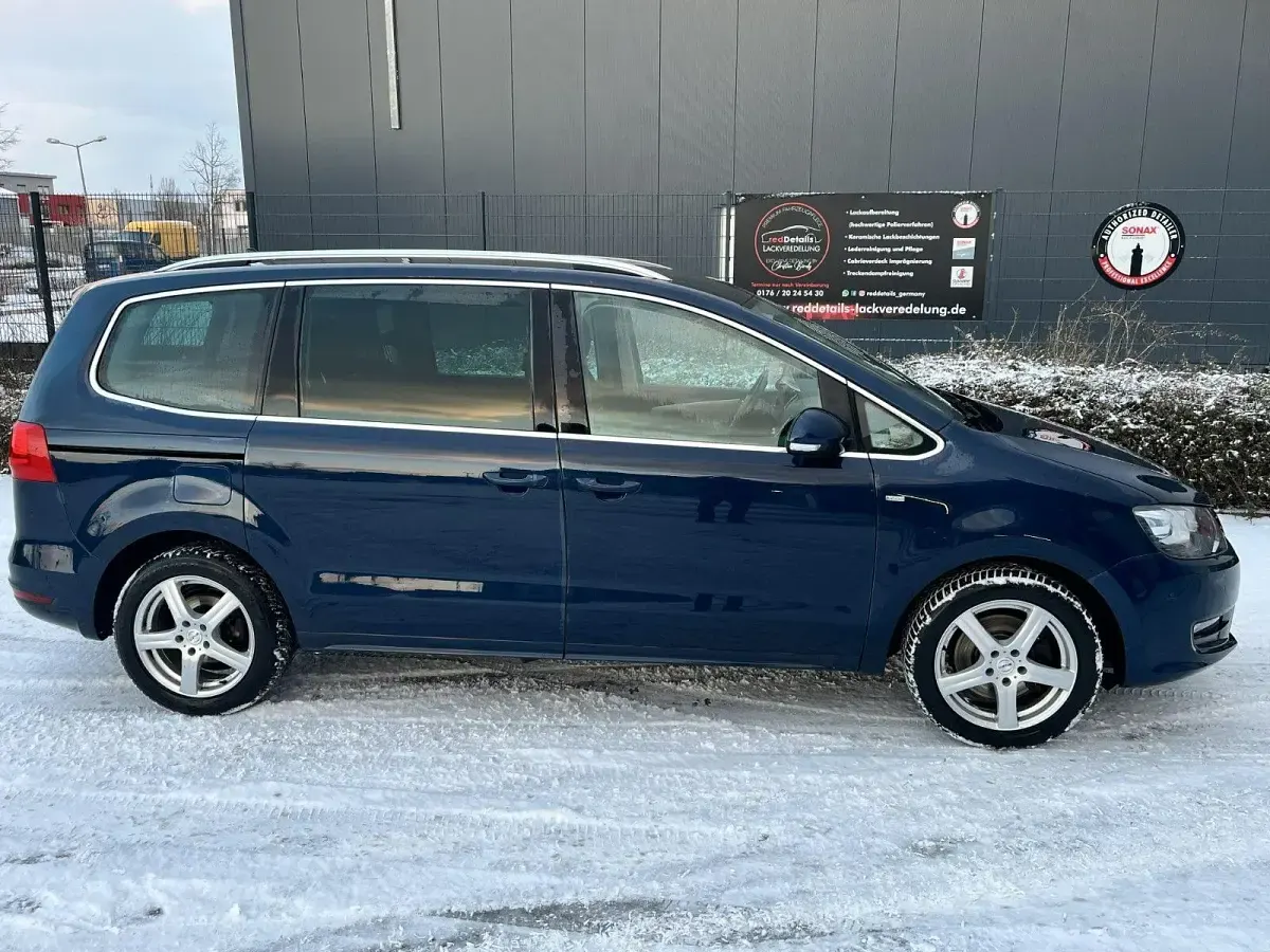 Gebraucht VW Sharan Cup 177 PS (130 kW) 2014 Blau Van / Kleinbus