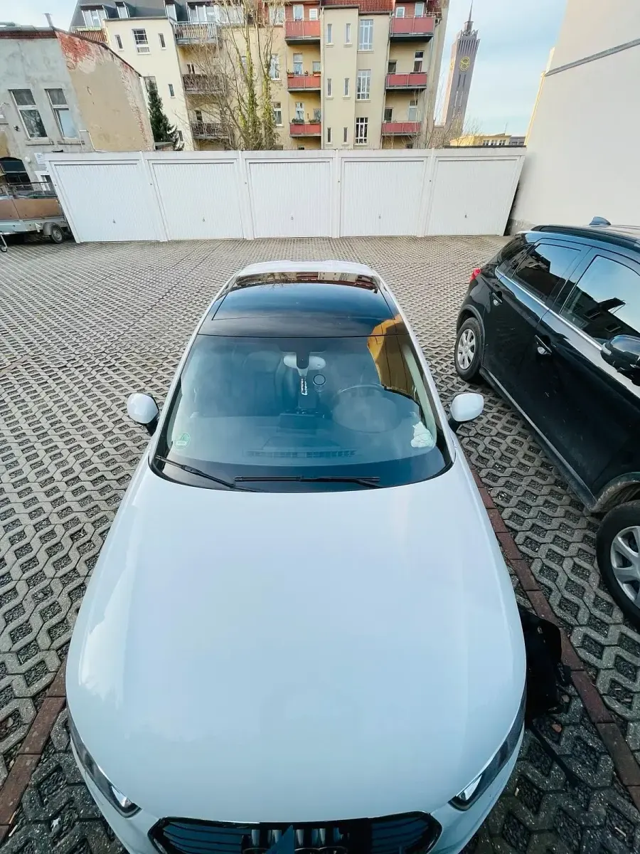 Gebraucht Audi A1 S-Line 122 PS (89 kW) 2011 Weiß Kleinwagen