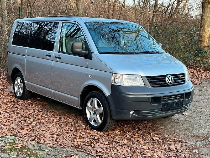 Gebraucht VW T5 131 PS (96 kW) 2008 Silber Van
