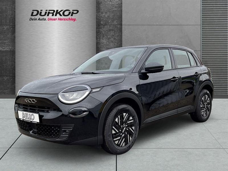 Cinema schwarz Neu 2025 Fiat 600 SUV | 25.990 € (Fairer Preis) - Bild 1/4
