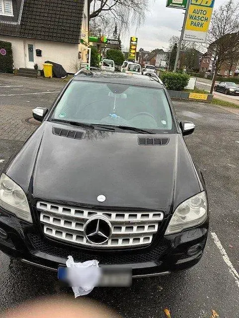Second-hand Mercedes ML280 190 CP (139 kW) 2009 Negru SUV