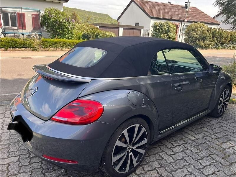 Usata VW Beetle 160 CV (117 kW) 2013 Grigio Utilitaria