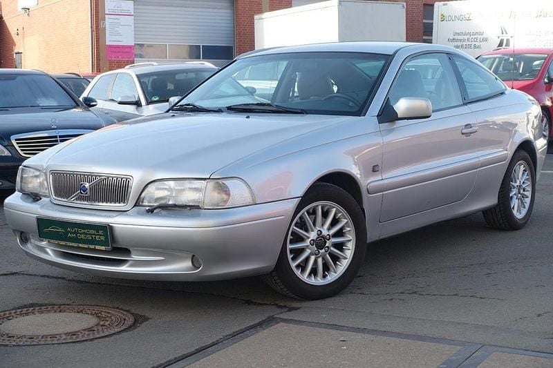 Gebraucht Volvo C70 193 PS (141 kW) 1999 Silber Coupé