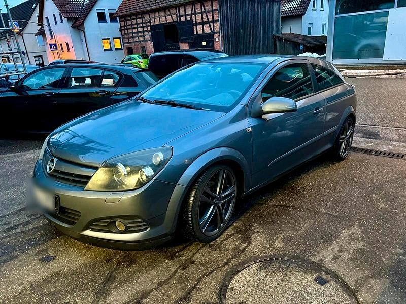 Gebraucht Opel Astra GTC 125 PS (91 kW) 2005 Grau Coupé
