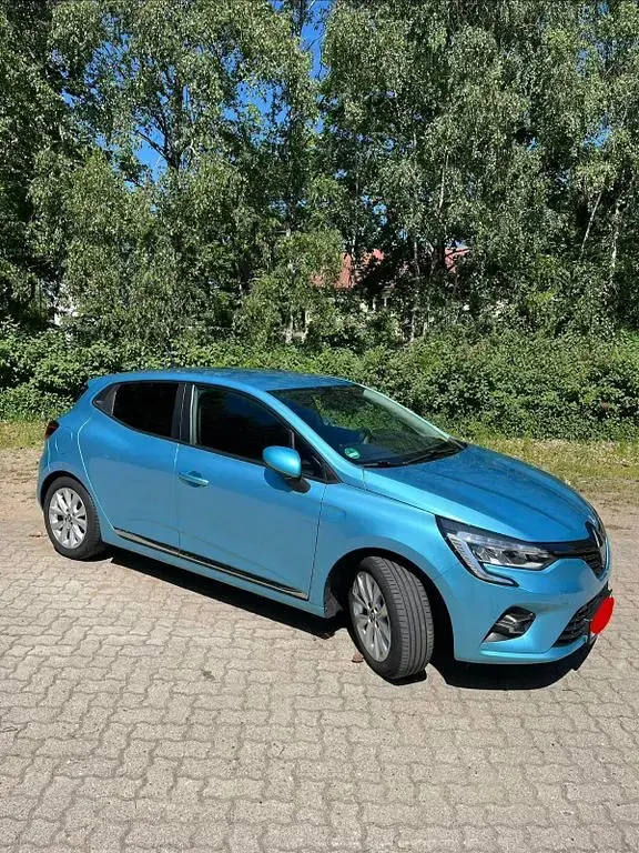 Gebraucht Renault Clio Experience 101 PS (74 kW) 2019 Blau Limousine
