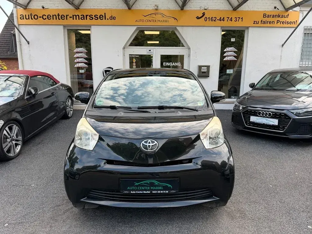 Gebraucht Toyota iQ 68 PS (50 kW) 2009 Schwarz Kleinwagen