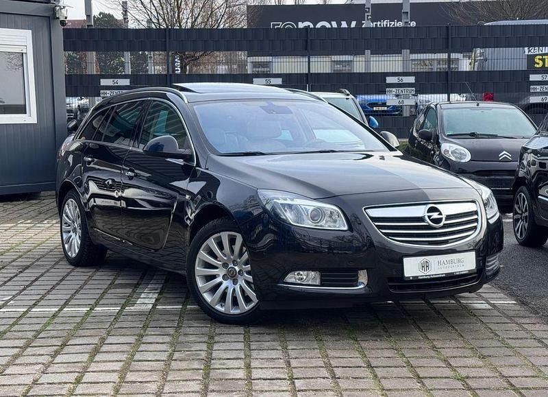Gebraucht Opel Insignia Cosmo 220 PS (161 kW) 2010 Schwarz Kombi