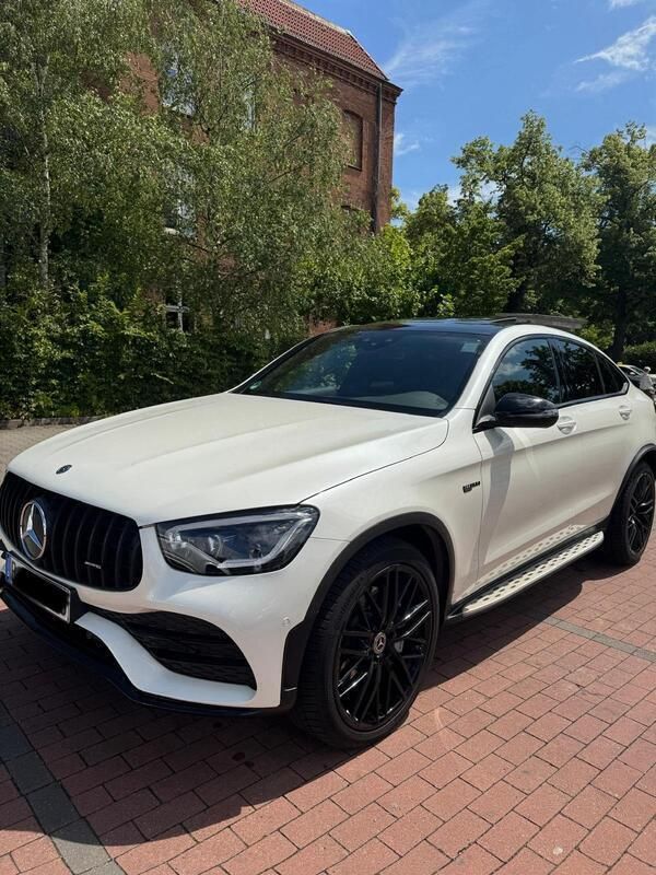 Weiß Gebraucht 2020 Mercedes GLC43 AMG AMG SUV | 53.000 € (Teuer) - Bild 1/4