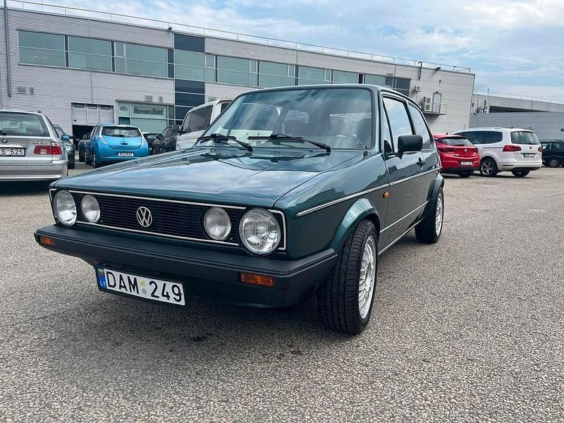 Gebraucht VW Golf I 50 PS (36 kW) 1983 Grün Kleinwagen