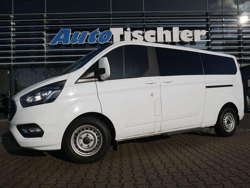 Frostweiß Gebraucht 2019 Ford Tourneo Trend Van / Kleinbus | 22.490 € (Superpreis) - Bild 1/4