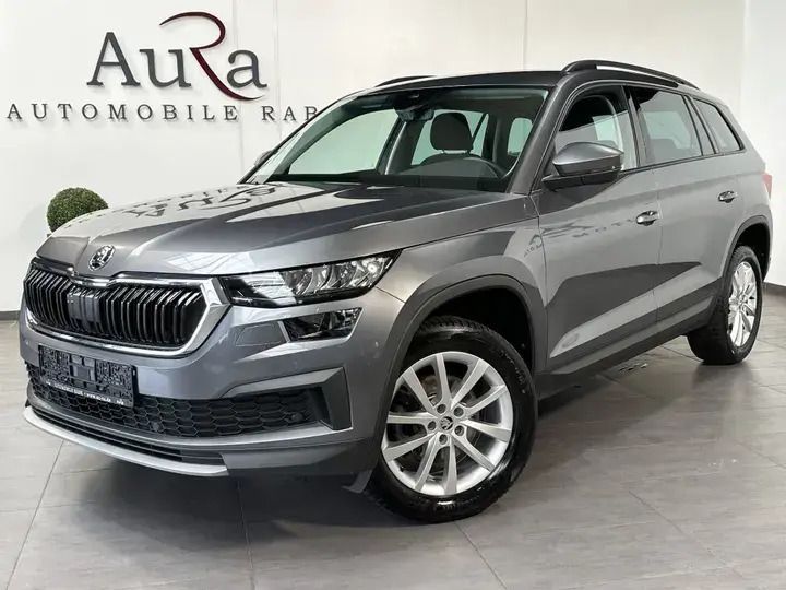 Schwarzmagic perleffekt Gebraucht 2023 Skoda Kodiaq Style SUV | 39.870 € (Etwas zu teuer) - Bild 1/2