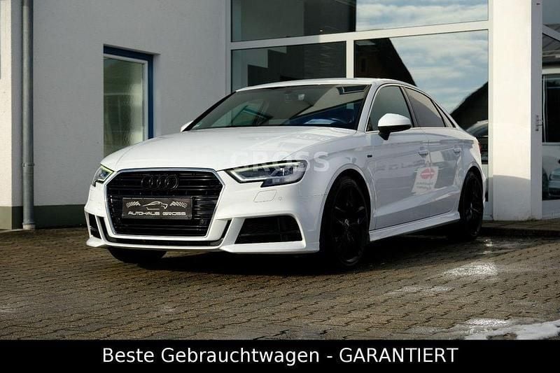 Gebraucht Audi A3 Ambiente 150 PS (110 kW) 2019 Weiß Limousine