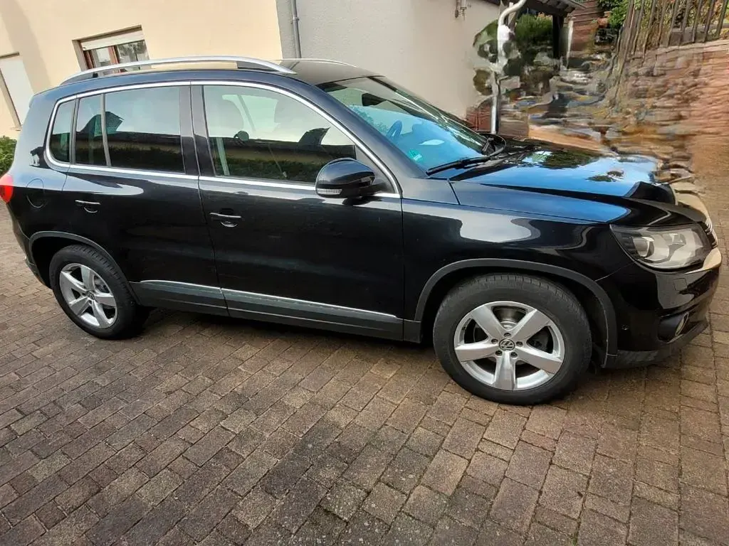 Gebraucht VW Tiguan Trendline 150 PS (110 kW) 2014 Schwarz SUV