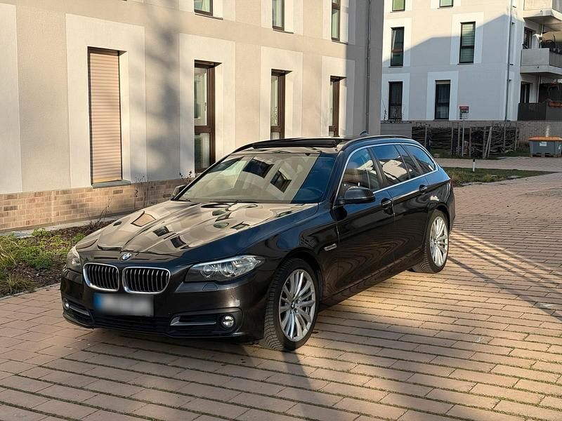 Używany BMW 520 184 KM (135 kW) 2014 Brązowy Kombi