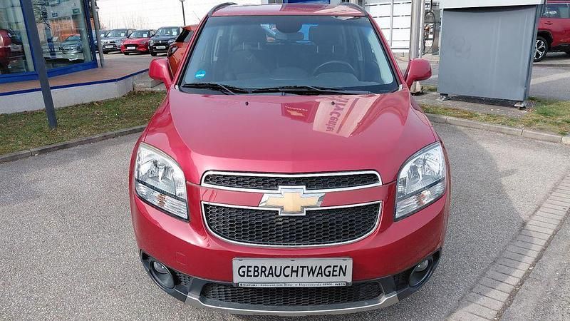 Gebraucht Chevrolet Orlando LT 141 PS (103 kW) 2013 Rot Van / Kleinbus
