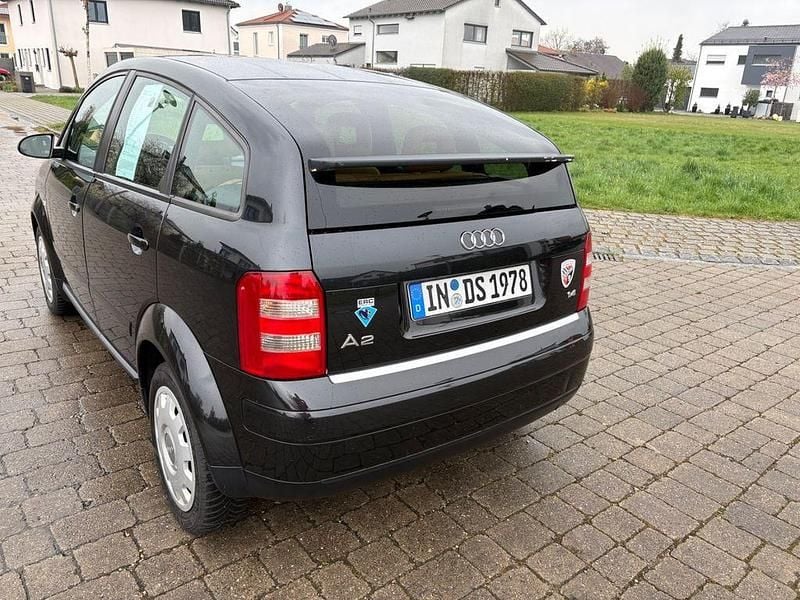 Second-hand Audi A2 75 CP (55 kW) 2001 Negru Hatchback
