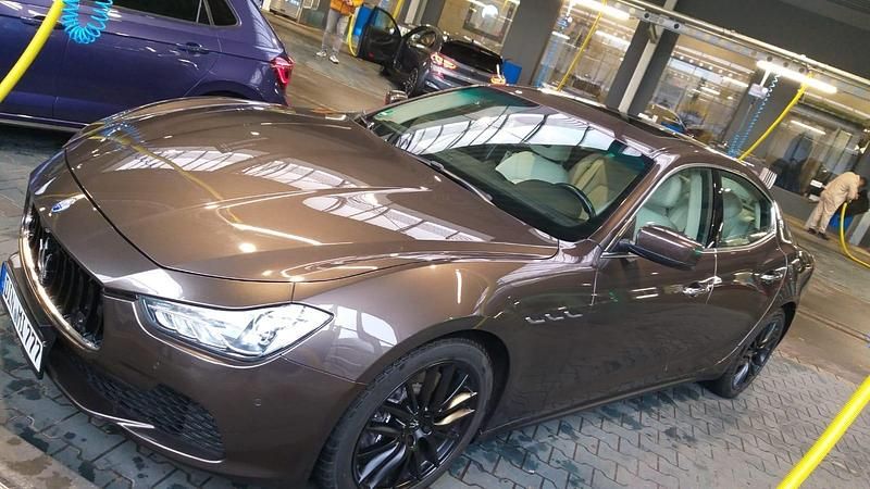 Gebraucht Maserati Ghibli 275 PS (202 kW) 2015 Braun Limousine