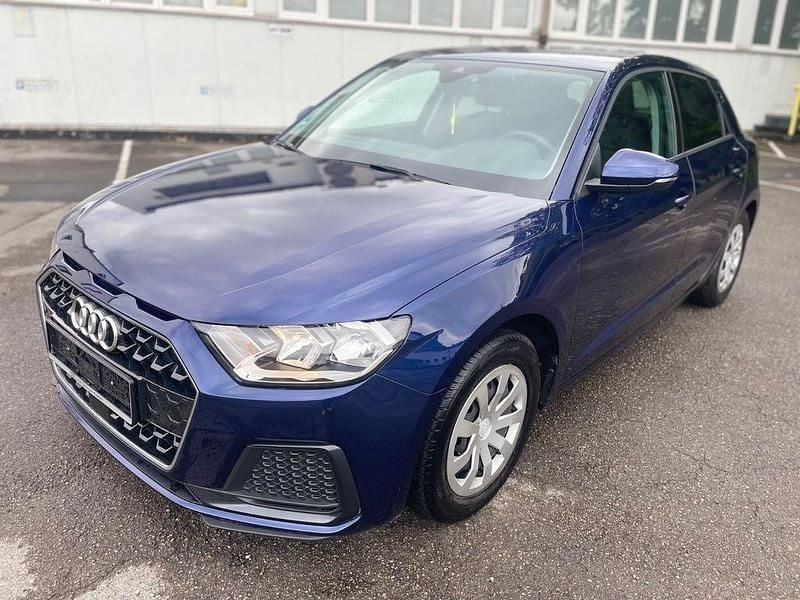 Blau Gebraucht 2023 Audi A1 Sportback Advanced Kleinwagen | 18.900 € (Guter Preis) - Bild 1/4