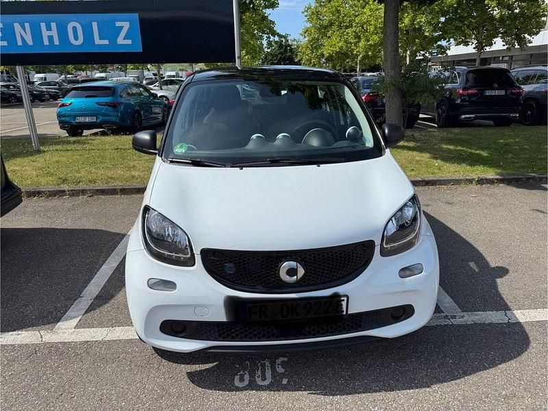 Weiß Gebraucht 2018 Smart ForFour Electric Drive Kleinwagen | 7.500 € (Fairer Preis) - Bild 1/4
