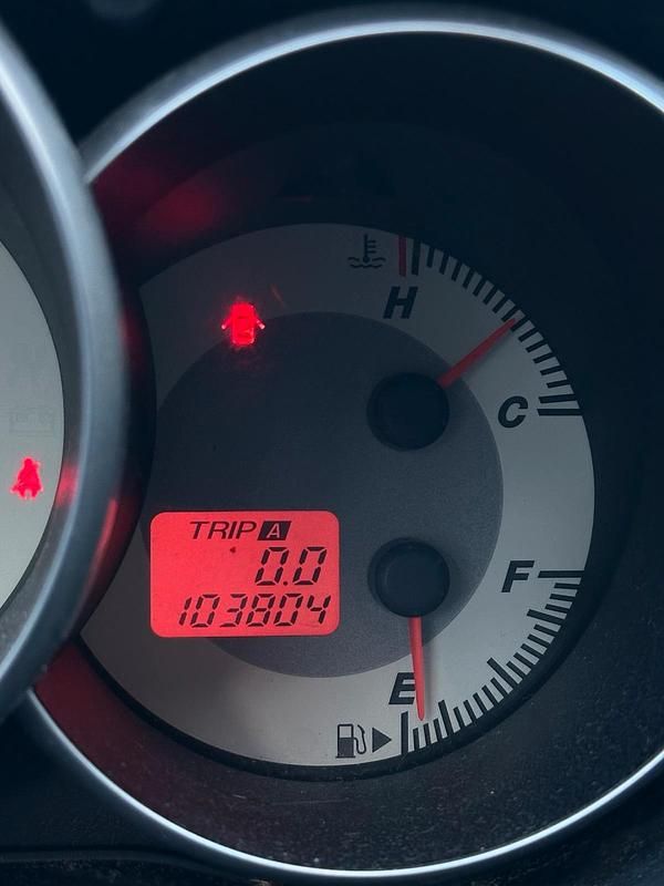 Second-hand Mazda 3 Active 105 CP (77 kW) 2007 Auriu Hatchback